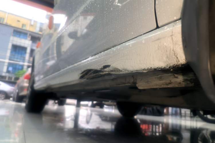 Used Volkswagen Polo 2018 1.5L Automatic Advanced Driving Model Right Side Sill