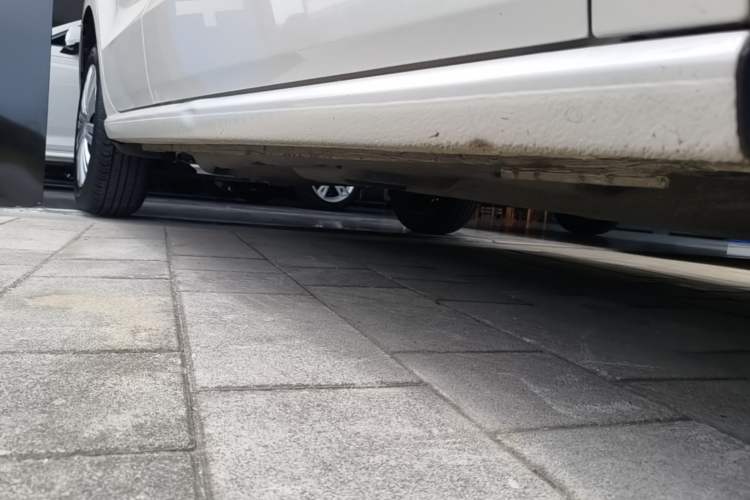 Used Volkswagen Polo 2018 1.5L Automatic Enjoyment Model Right Side Sill