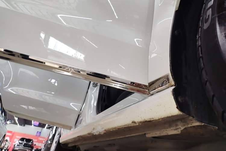 Used Volkswagen Polo 2018 1.5L Automatic Enjoyment Model Right Side Sill