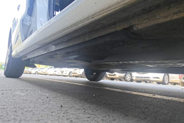 Used Volkswagen Polo 2018 1.5L Automatic Advanced Driving Model Right Side Sill