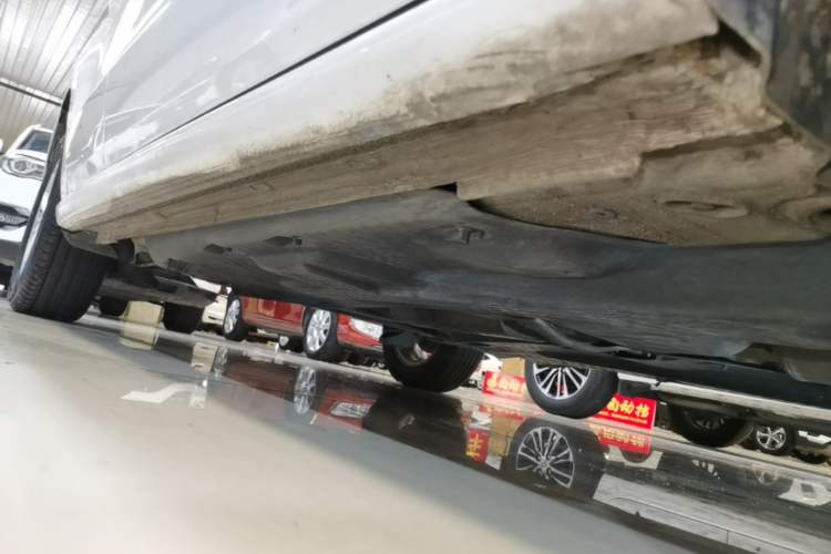 Used Volkswagen Polo 2018 1.5L Automatic Advanced Driving Model Right Side Sill