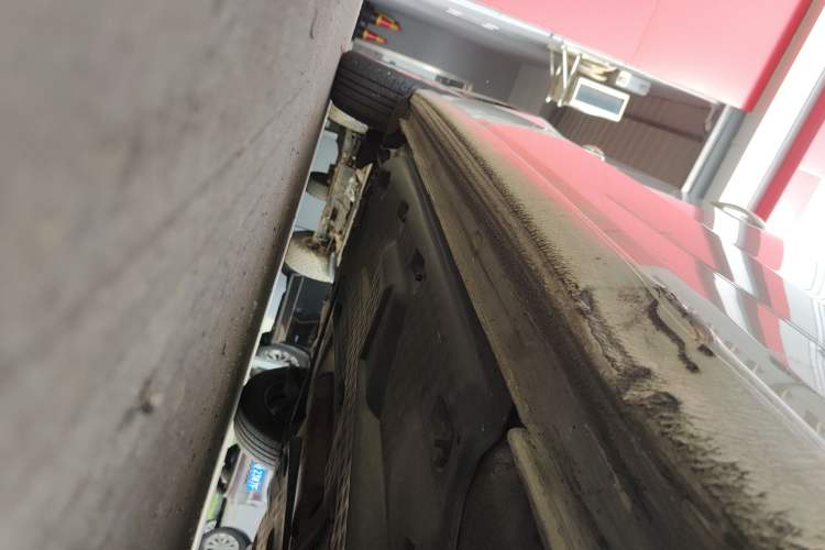 Used Volkswagen Polo 2018 1.5L Automatic Advanced Driving Model Right Side Sill