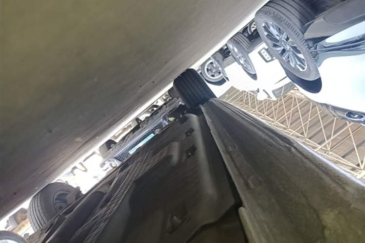 Used Volkswagen Polo 2018 1.5L Manual Drive-Comfort Model Right Side Sill
