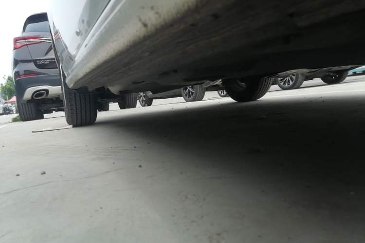 Used Volkswagen Polo 2018 1.5L Automatic Advanced Driving Model Right Side Sill