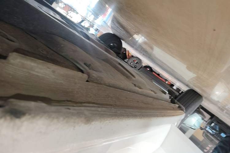 Used Volkswagen Polo 2018 1.5L Automatic Advanced Driving Model Right Side Sill