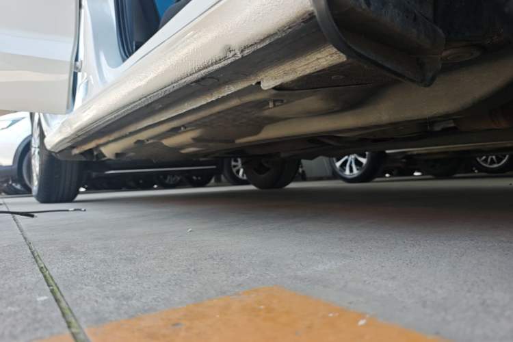 Used Volkswagen Polo 2018 1.5L Automatic Advanced Driving Model Right Side Sill