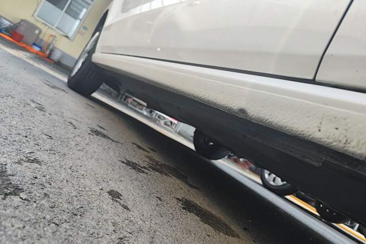 Used Volkswagen Polo 2018 1.5L Automatic Enjoyment Model Right Side Sill