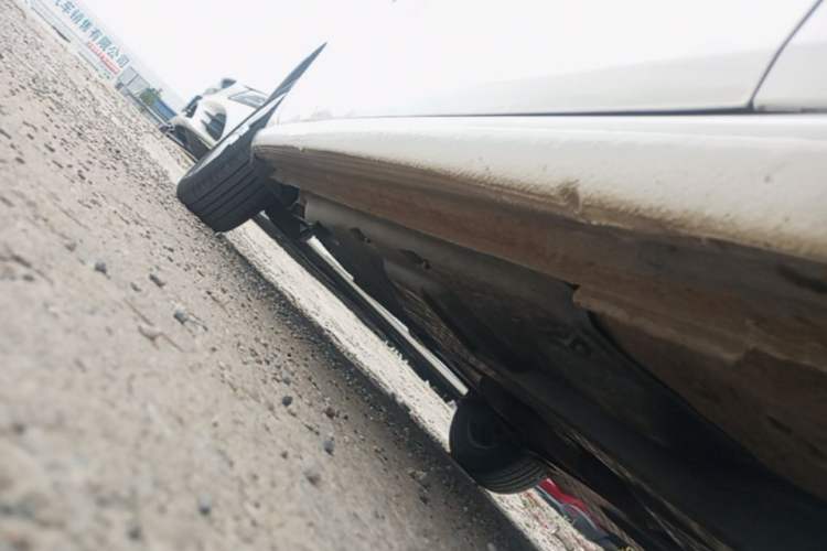 Used Volkswagen Polo 2018 1.5L Automatic Advanced Driving Model Right Side Sill