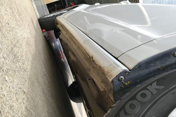 Used Volkswagen Polo 2018 1.5L Automatic Advanced Driving Model Right Side Sill