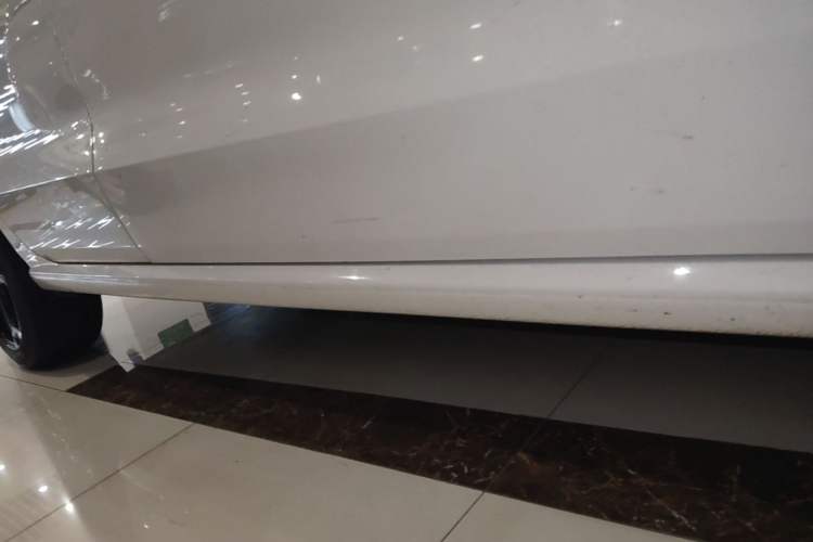 Used Volkswagen Polo 2018 1.5L Automatic Advanced Driving Model Right Side Sill