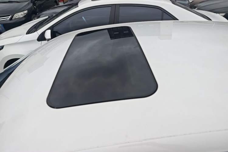 Used Volkswagen Polo 2018 1.5L Automatic Enjoyment Model Roof