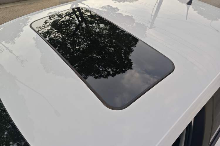 Used Volkswagen Polo 2018 1.5L Automatic Enjoyment Model Roof