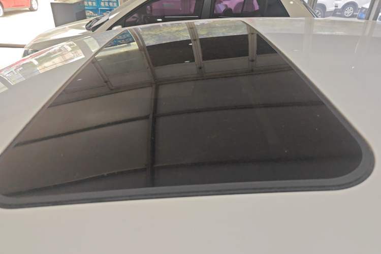 Used Volkswagen Polo 2018 1.5L Automatic Enjoyment Model Roof