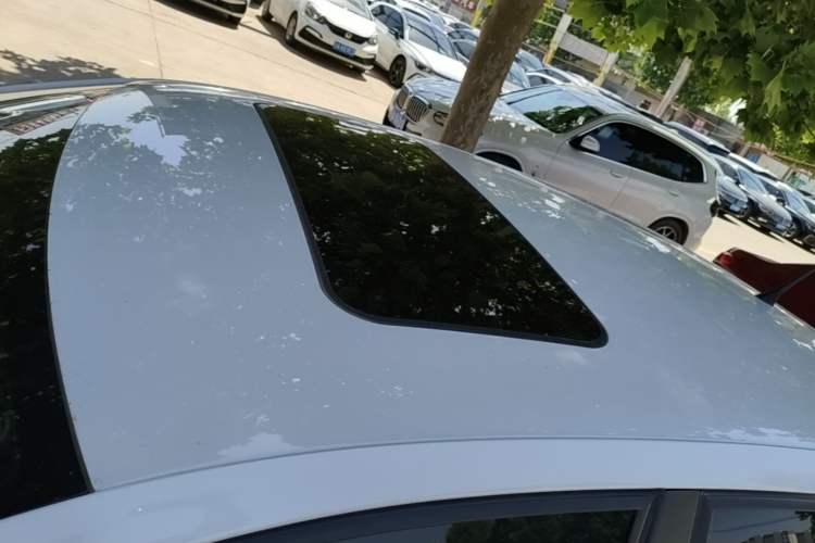 Used Volkswagen Polo 2018 1.5L Automatic Enjoyment Model Roof