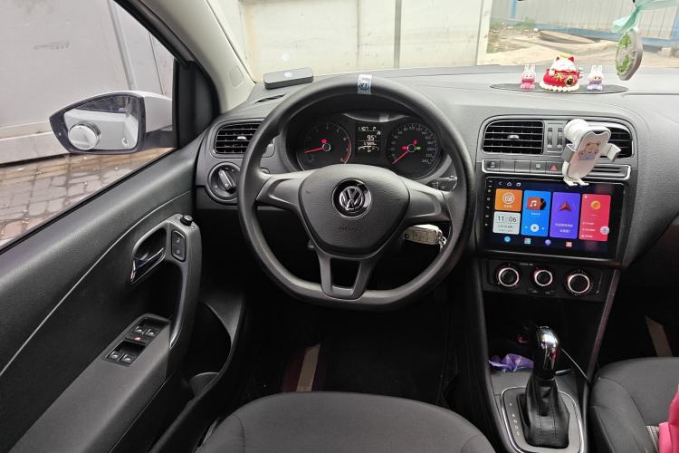 Used Volkswagen Polo 2018 1.5L Automatic Advanced Driving Model Steering Wheel