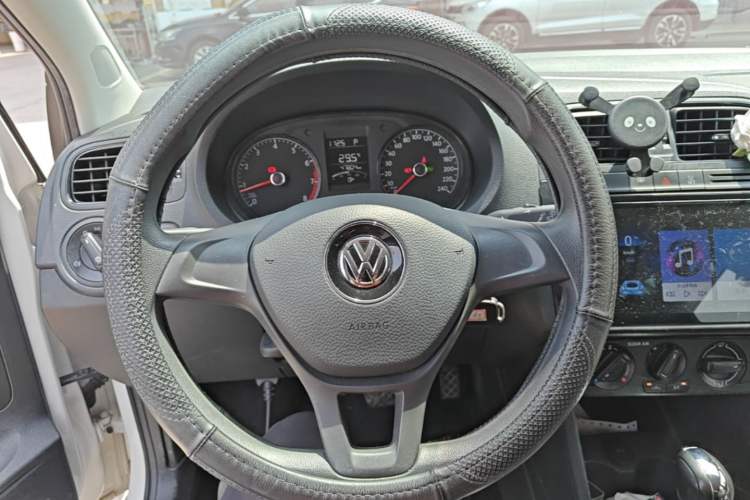 Used Volkswagen Polo 2018 1.5L Automatic Advanced Driving Model Steering Wheel
