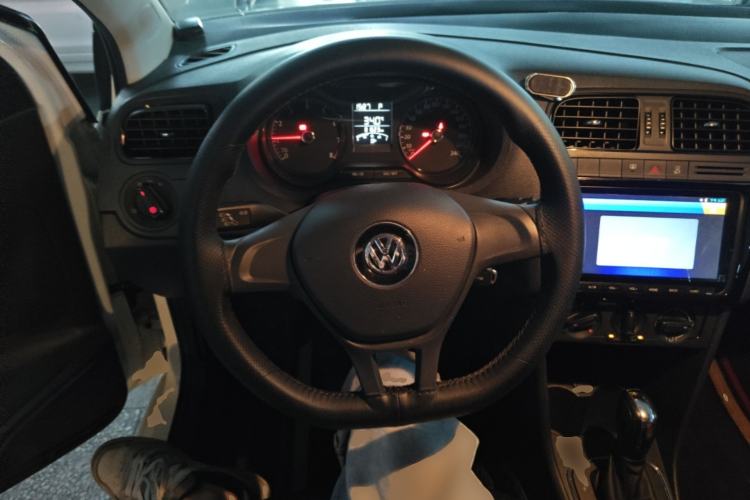 Used Volkswagen Polo 2018 1.5L Automatic Advanced Driving Model Steering Wheel