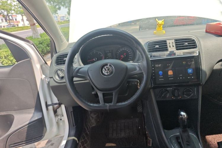 Used Volkswagen Polo 2018 1.5L Automatic Advanced Driving Model Steering Wheel