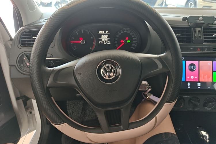 Used Volkswagen Polo 2018 1.5L Automatic Advanced Driving Model Steering Wheel