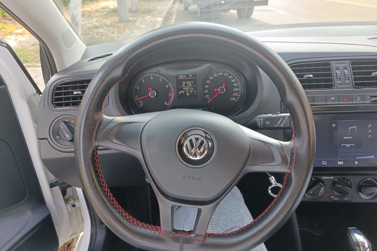 Used Volkswagen Polo 2018 1.5L Automatic Advanced Driving Model Steering Wheel