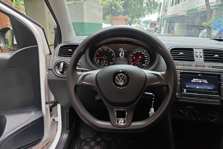Used Volkswagen Polo 2018 1.5L Manual Drive-Comfort Model Steering Wheel
