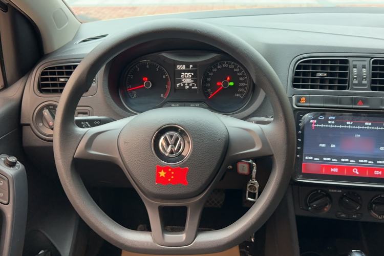 Used Volkswagen Polo 2018 1.5L Automatic Advanced Driving Model Steering Wheel