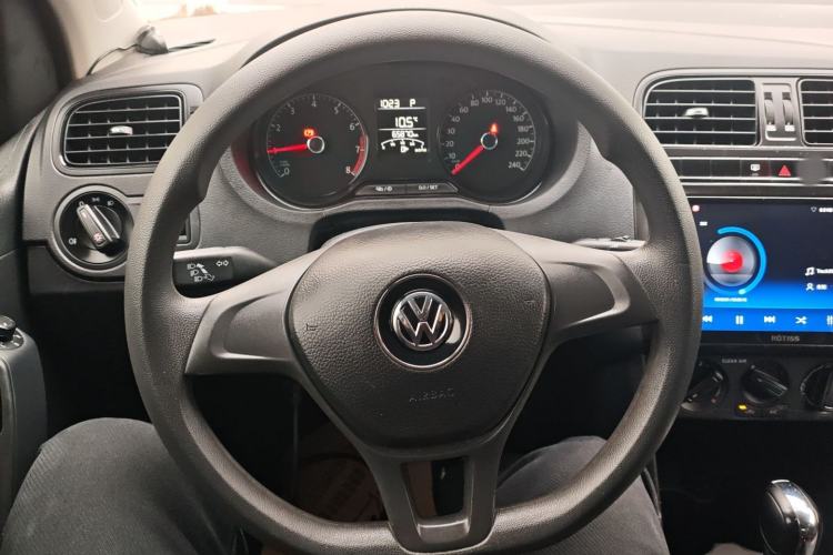 Used Volkswagen Polo 2018 1.5L Automatic Advanced Driving Model Steering Wheel