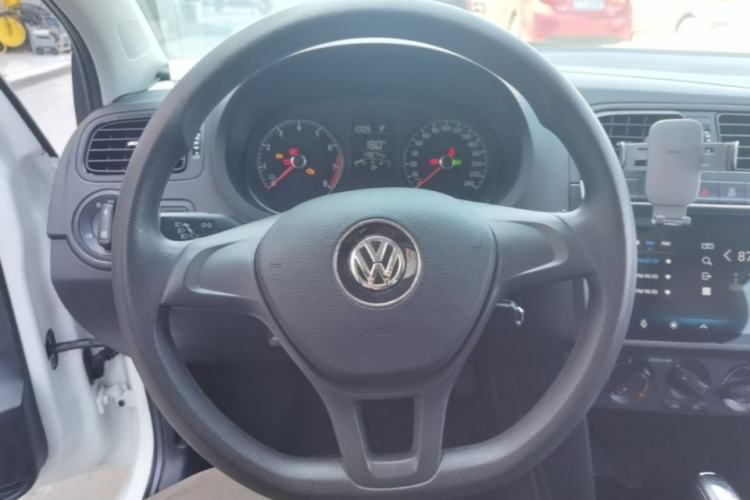 Used Volkswagen Polo 2018 1.5L Automatic Advanced Driving Model Steering Wheel