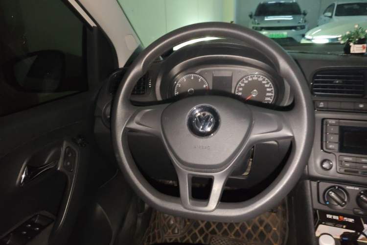 Used Volkswagen Polo 2018 1.5L Manual Drive-Comfort Model Steering Wheel