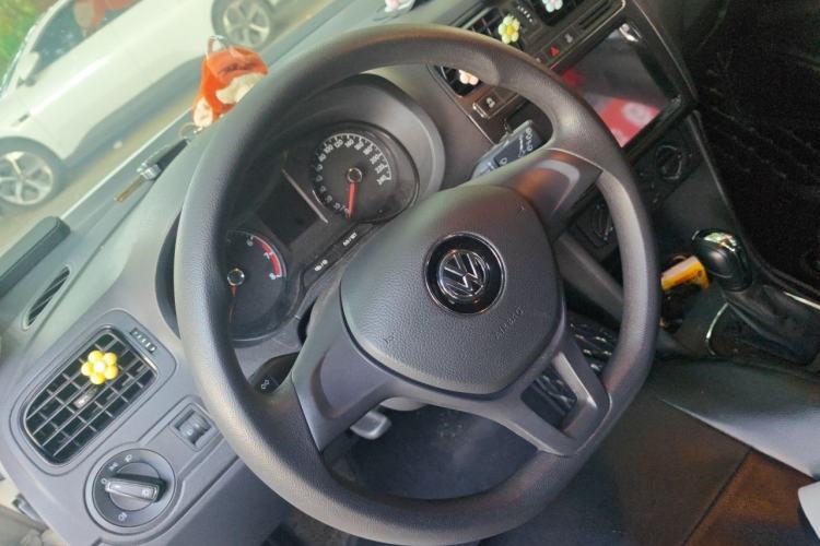 Used Volkswagen Polo 2018 1.5L Automatic Advanced Driving Model Steering Wheel