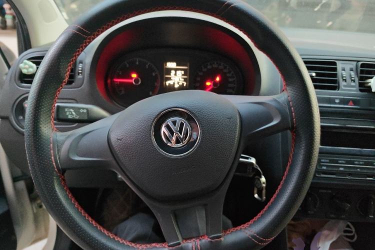 Used Volkswagen Polo 2018 1.5L Manual Drive-Comfort Model Steering Wheel