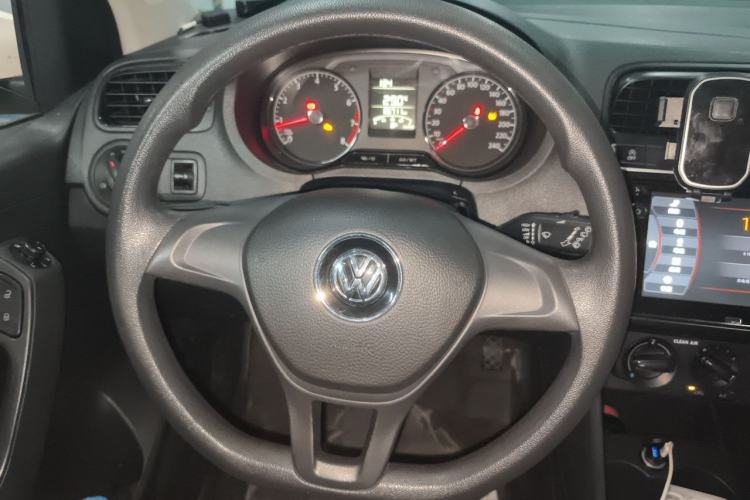 Used Volkswagen Polo 2018 1.5L Manual Drive-Comfort Model Steering Wheel