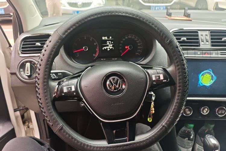 Used Volkswagen Polo 2018 1.5L Automatic Advanced Driving Model Steering Wheel
