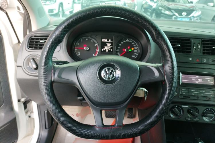 Used Volkswagen Polo 2018 1.5L Automatic Advanced Driving Model Steering Wheel
