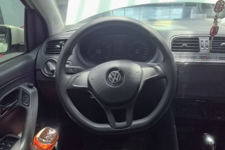 Used Volkswagen Polo 2018 1.5L Automatic Advanced Driving Model Steering Wheel