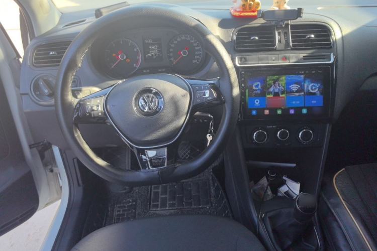 Used Volkswagen Polo 2018 1.5L Manual Drive-Comfort Model Steering Wheel
