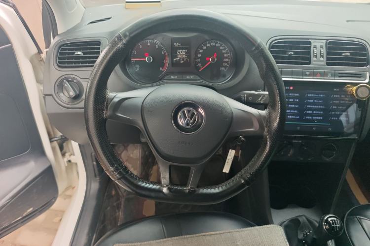 Used Volkswagen Polo 2018 1.5L Manual Drive-Comfort Model Steering Wheel