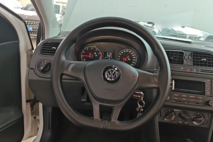 Used Volkswagen Polo 2018 1.5L Automatic Advanced Driving Model Steering Wheel