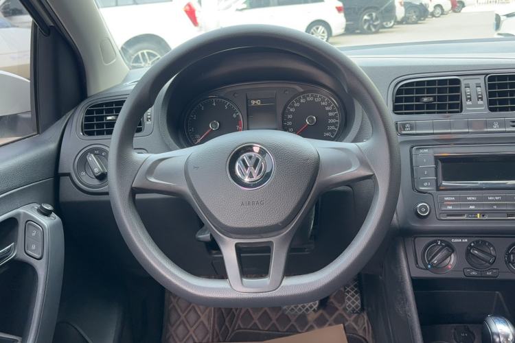 Used Volkswagen Polo 2018 1.5L Automatic Advanced Driving Model Steering Wheel