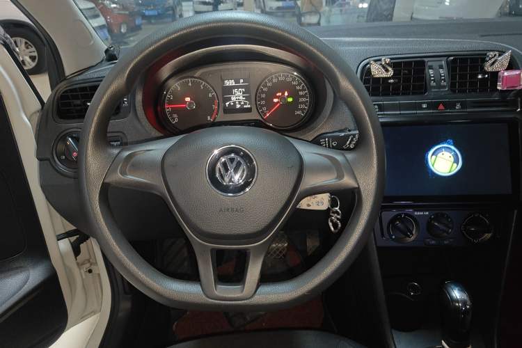 Used Volkswagen Polo 2018 1.5L Automatic Advanced Driving Model Steering Wheel