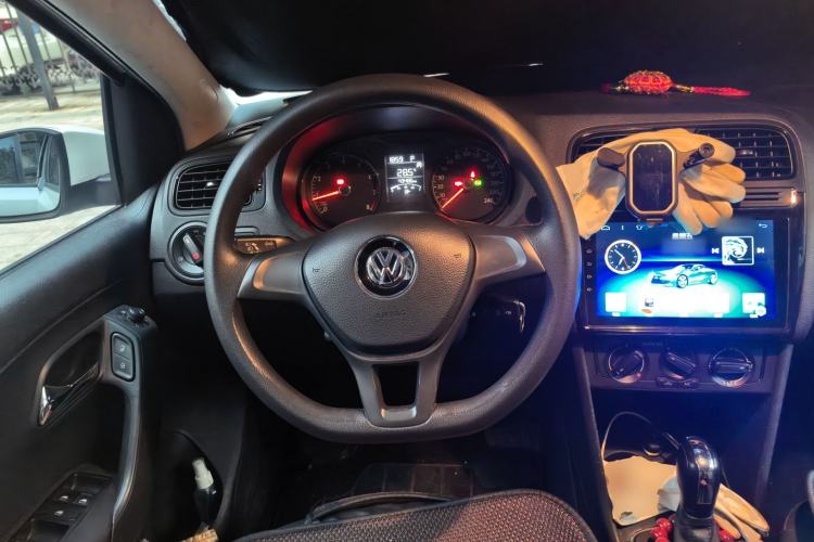 Used Volkswagen Polo 2018 1.5L Automatic Advanced Driving Model Steering Wheel