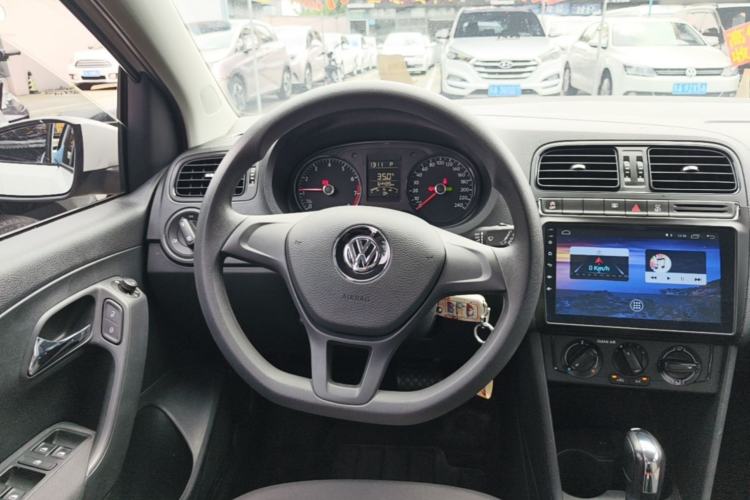 Used Volkswagen Polo 2018 1.5L Automatic Advanced Driving Model Steering Wheel