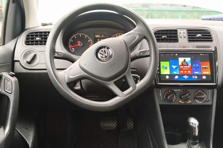 Used Volkswagen Polo 2018 1.5L Automatic Advanced Driving Model Steering Wheel