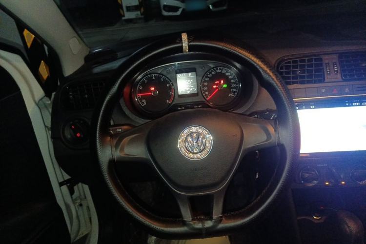 Used Volkswagen Polo 2018 1.5L Automatic Advanced Driving Model Steering Wheel