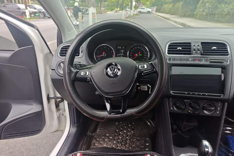 Used Volkswagen Polo 2018 1.5L Automatic Enjoyment Model Steering Wheel
