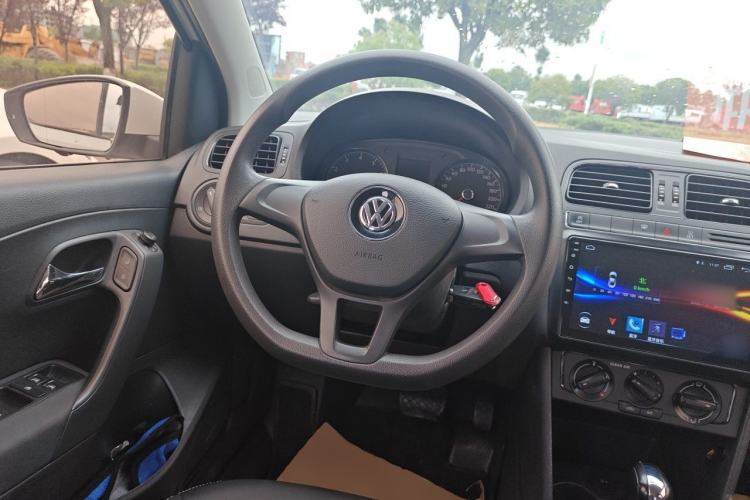 Used Volkswagen Polo 2018 1.5L Automatic Advanced Driving Model Steering Wheel