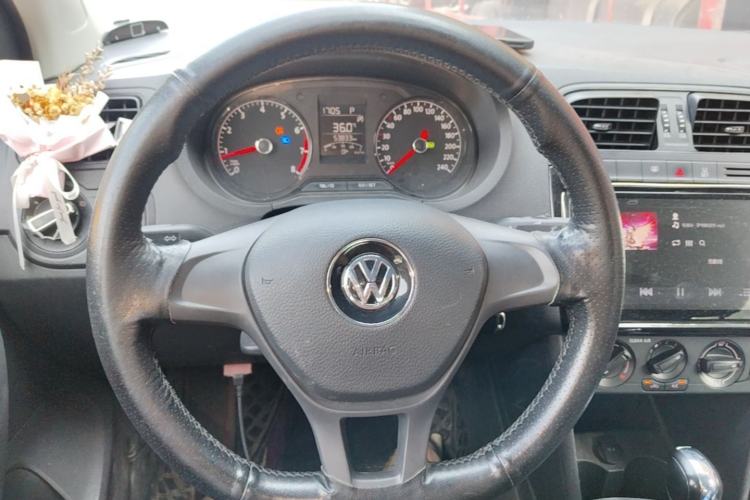 Used Volkswagen Polo 2018 1.5L Automatic Advanced Driving Model Steering Wheel