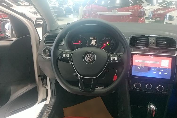 Used Volkswagen Polo 2018 1.5L Automatic Advanced Driving Model Steering Wheel