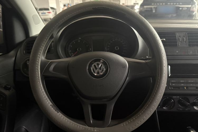 Used Volkswagen Polo 2018 1.5L Automatic Advanced Driving Model Steering Wheel