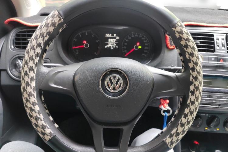 Used Volkswagen Polo 2018 1.5L Automatic Advanced Driving Model Steering Wheel
